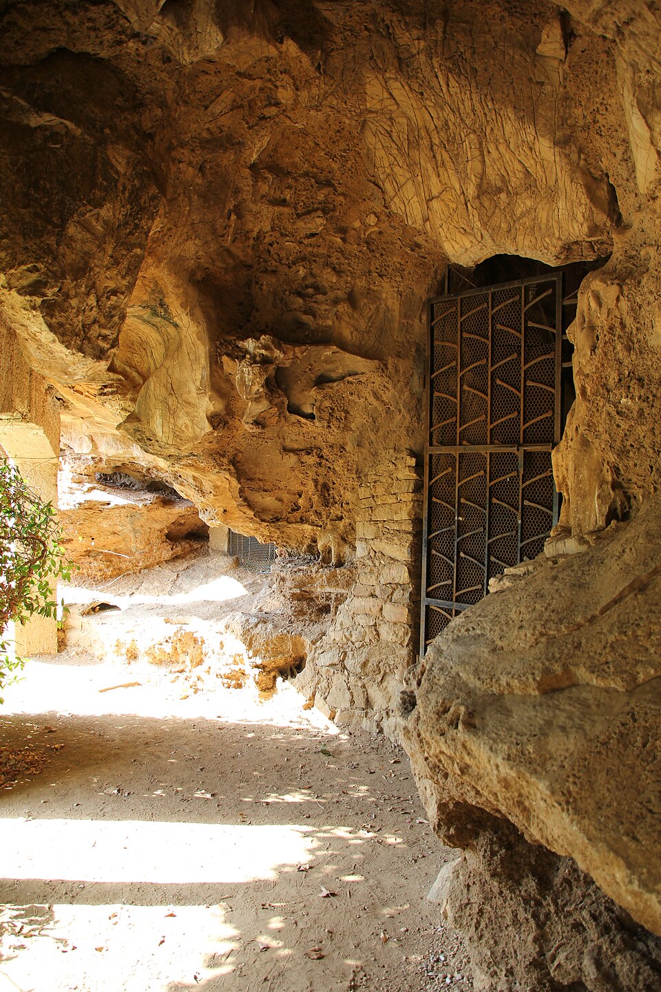 Grotta di San Michele